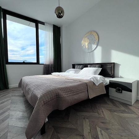 Apartment In Axis Towers, Tbilisi Business Center Eksteriør bilde