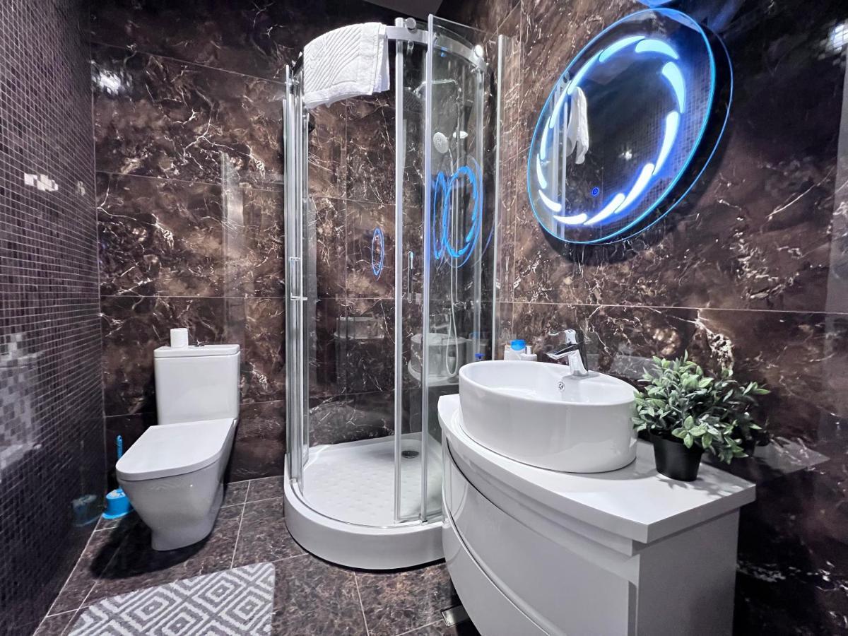 Apartment In Axis Towers, Tbilisi Business Center Eksteriør bilde