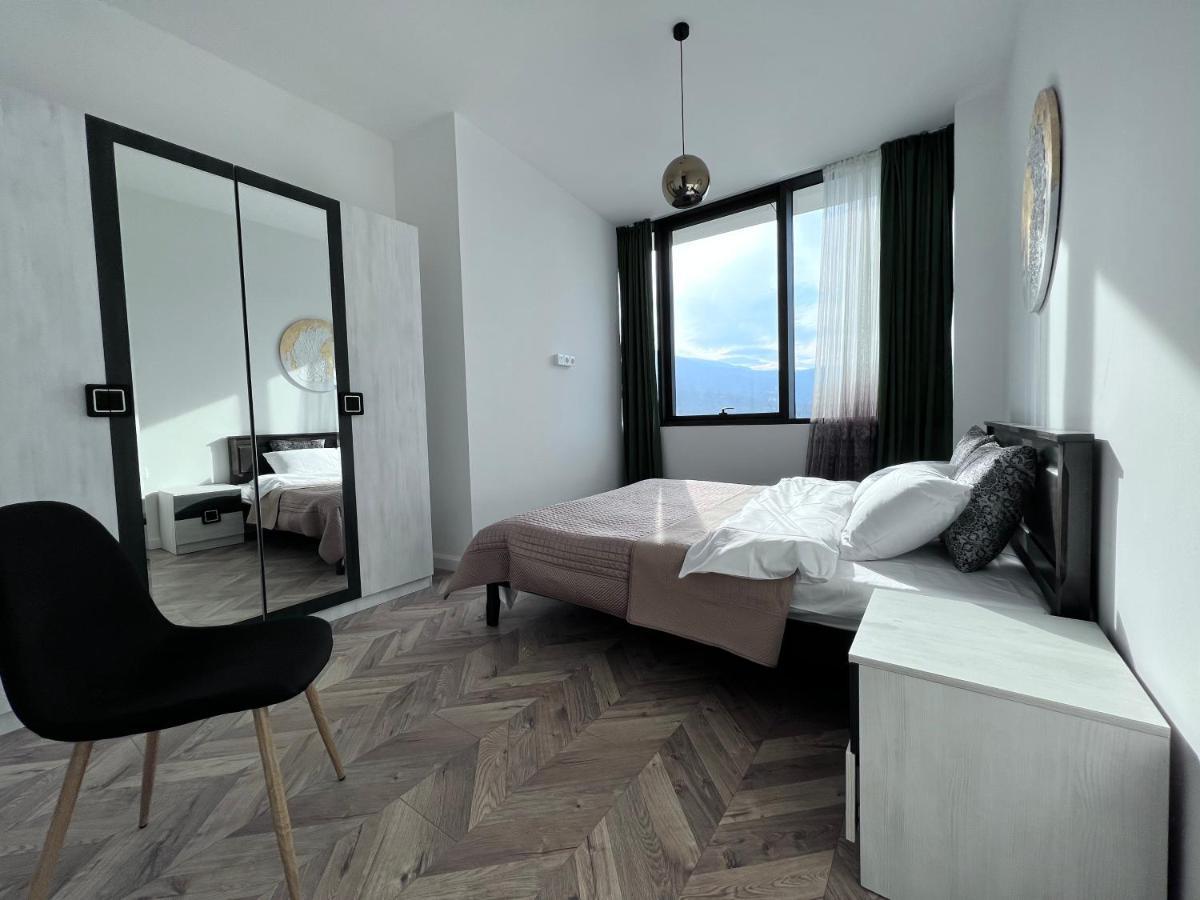 Apartment In Axis Towers, Tbilisi Business Center Eksteriør bilde
